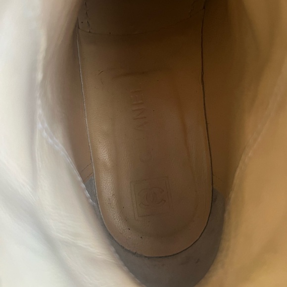 Authentic CHANEL black leather/suede boots, size 39, in excellent condition - Picture 7 of 16